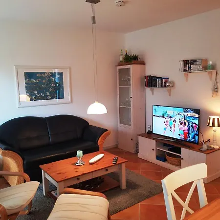 Im Zeesenhaus Im 1 Og Mit Balkon * Sellin