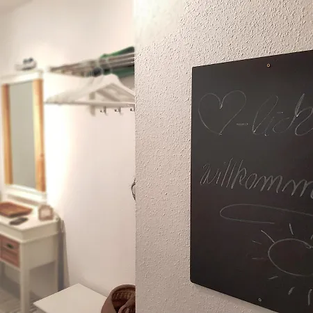 Im Zeesenhaus Im 1 Og Mit Balkon Appartement *