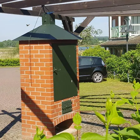 Im Zeesenhaus Im 1 Og Mit Balkon Apartman