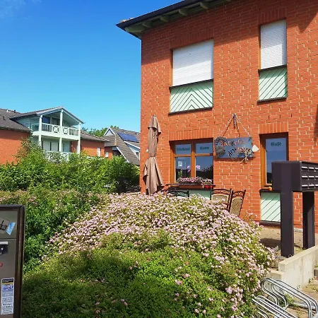 Im Zeesenhaus Im 1 Og Mit Balkon *