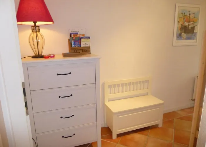 Im Zeesenhaus Im 1 Og Mit Balkon * Sellin (Rugen)